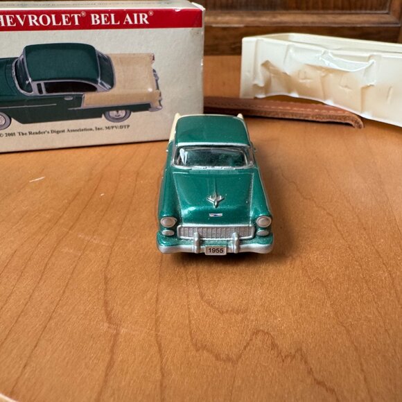 Reader's Digest Association - 1955 Chevrolet "Bel Air" Green & Cream Diecast Car - Picture 2 of 12